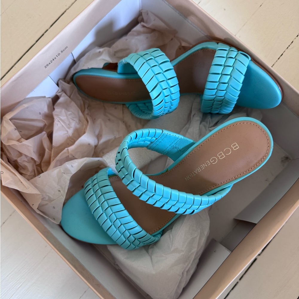 🔥 FLASH SALE BCBG Bright Blue Women's High Heel Summer Sandals - 6.5 NWT